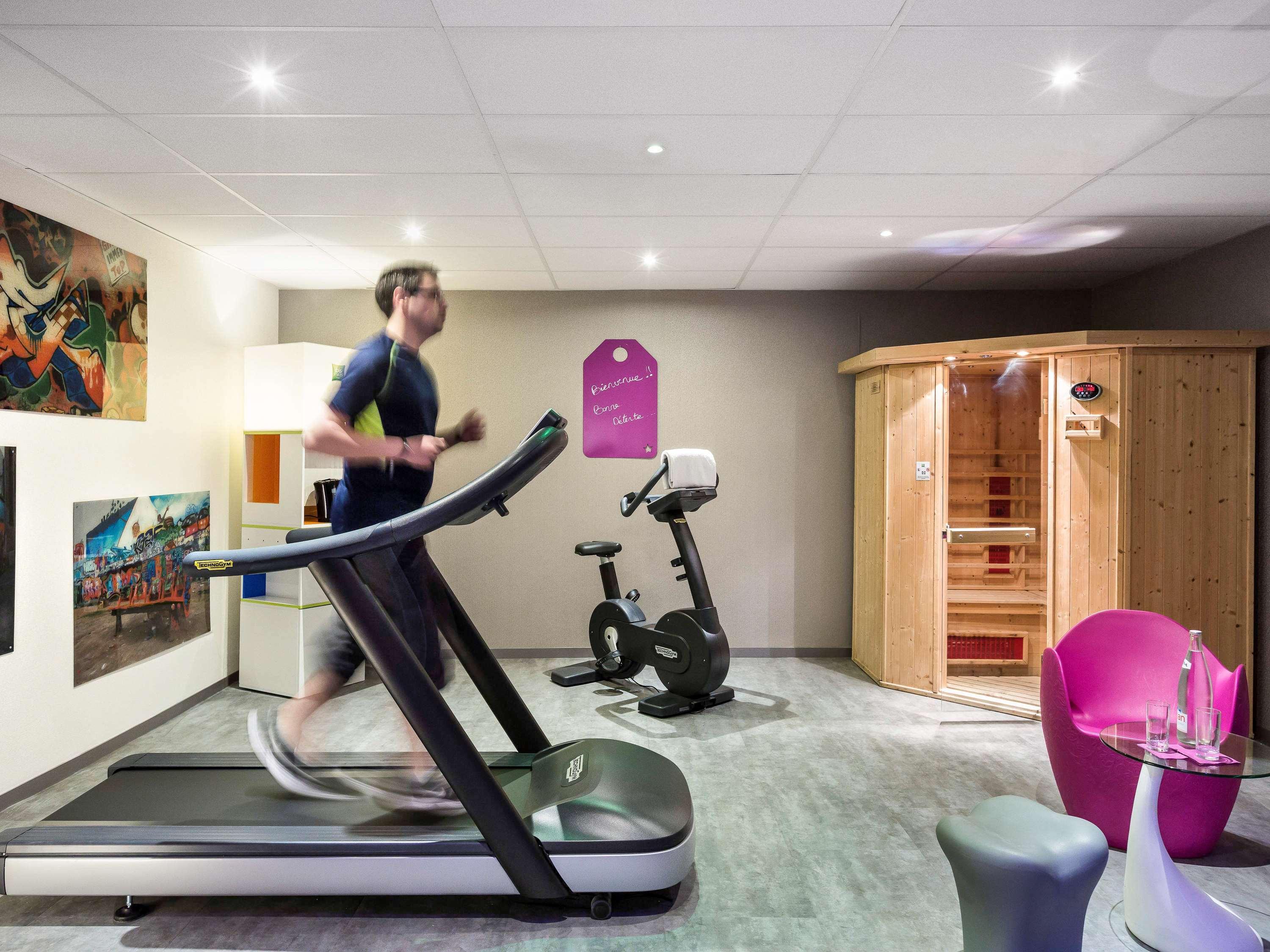 Hotel Ibis Styles Blois Centre Gare Exterior foto