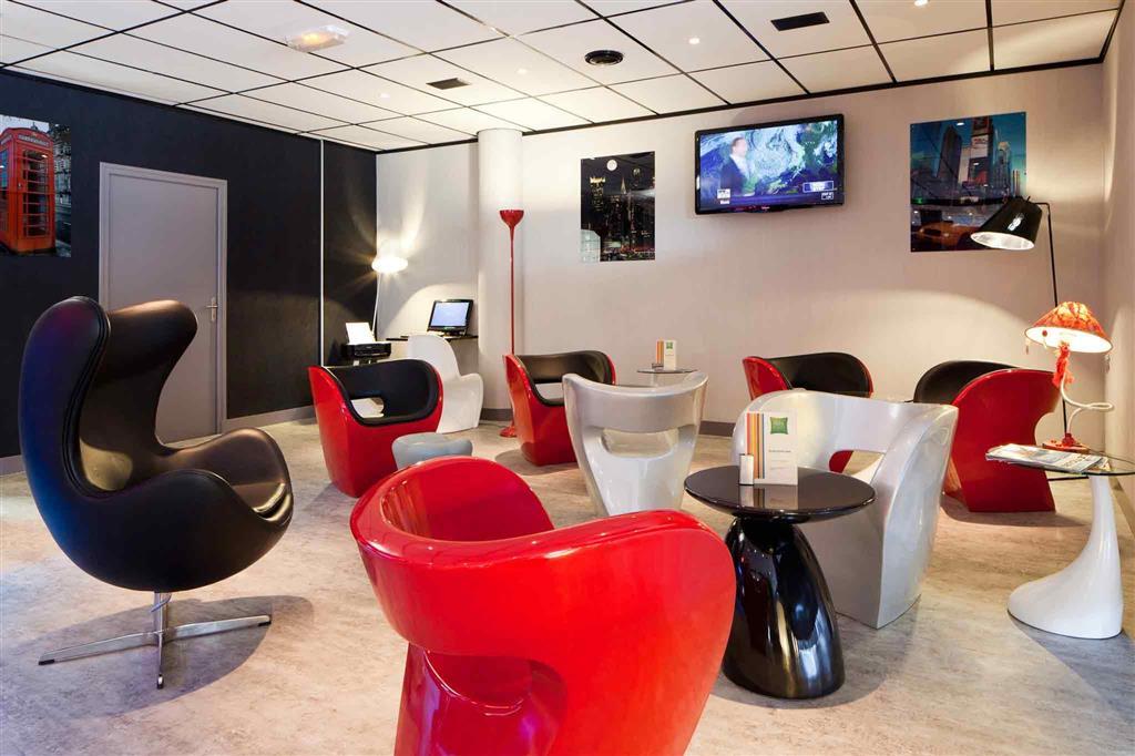Hotel Ibis Styles Blois Centre Gare Exterior foto