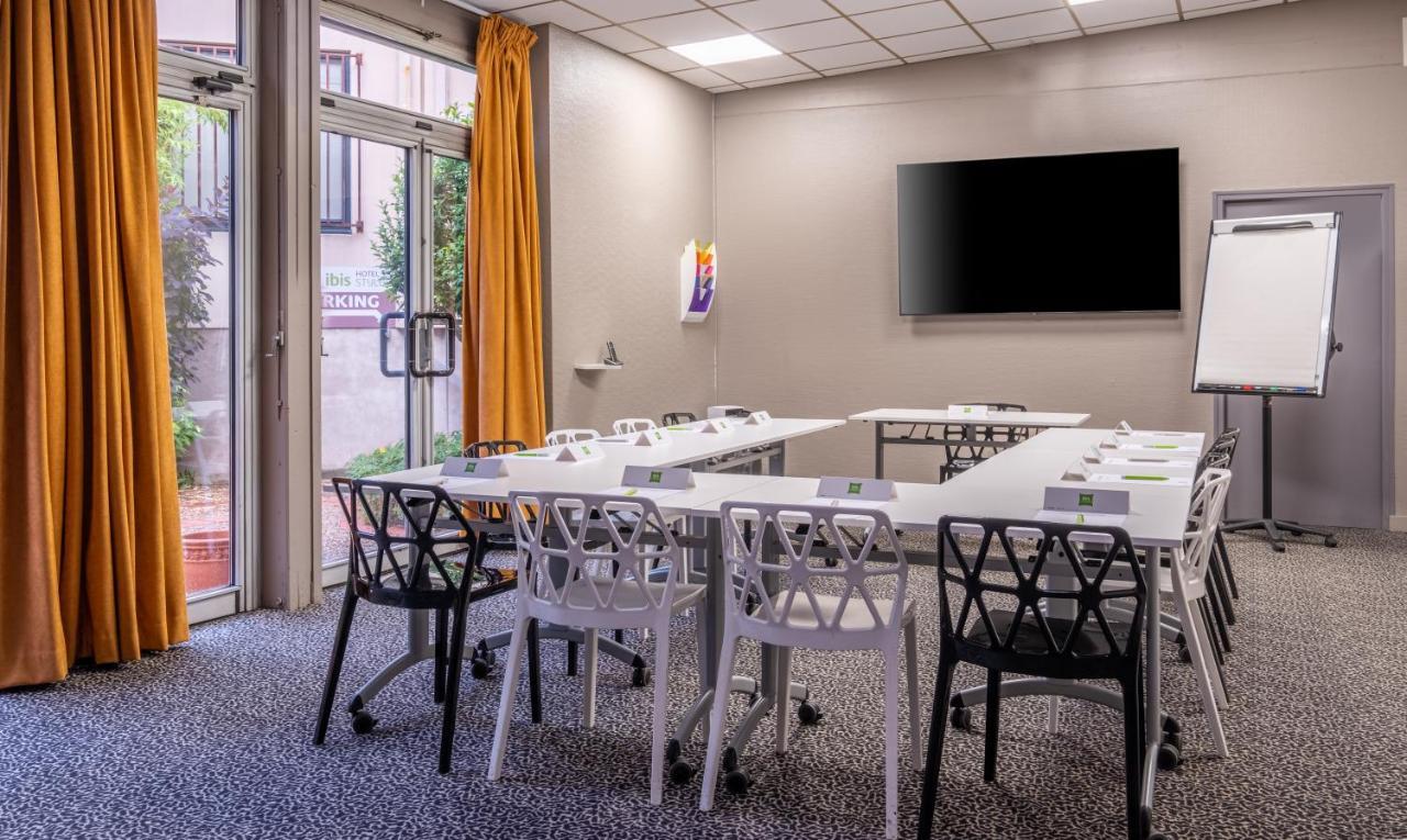 Hotel Ibis Styles Blois Centre Gare Exterior foto