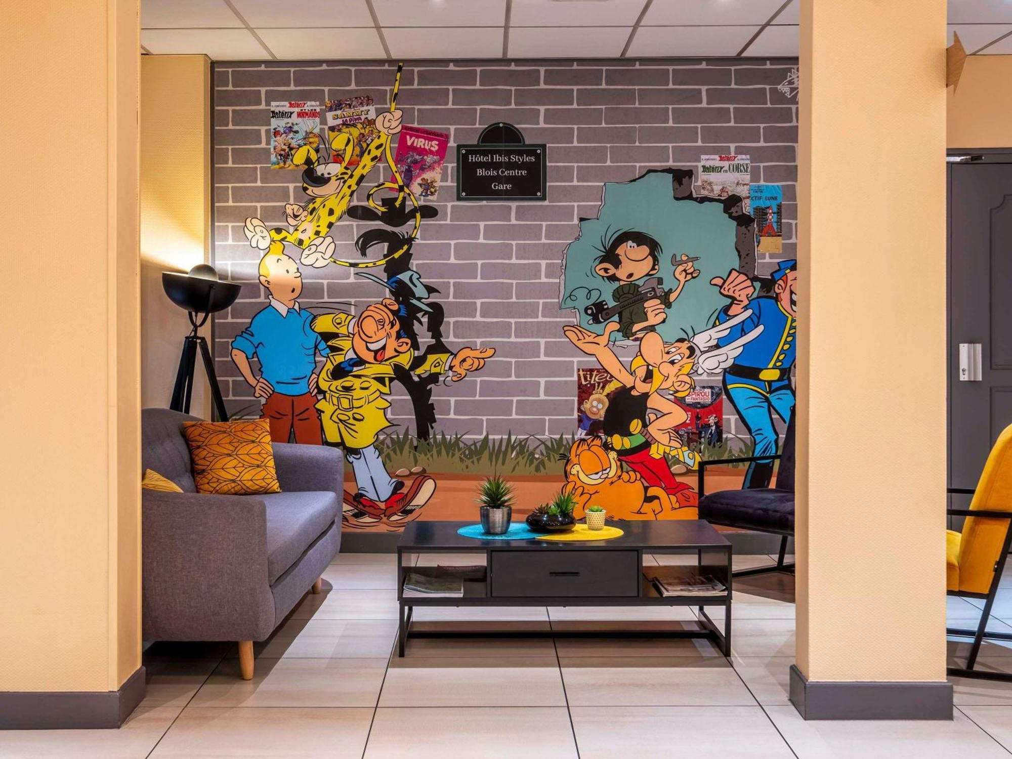 Hotel Ibis Styles Blois Centre Gare Exterior foto