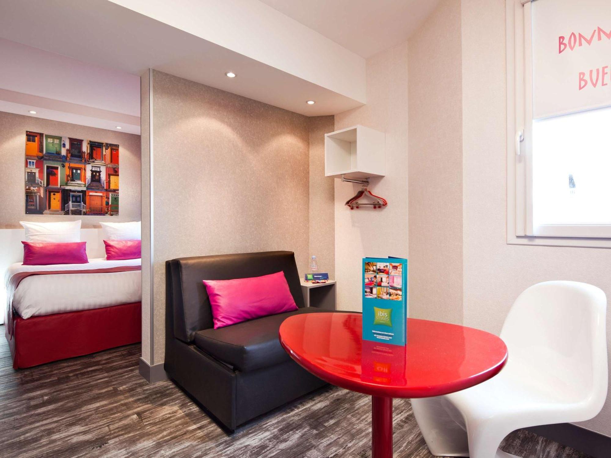 Hotel Ibis Styles Blois Centre Gare Exterior foto