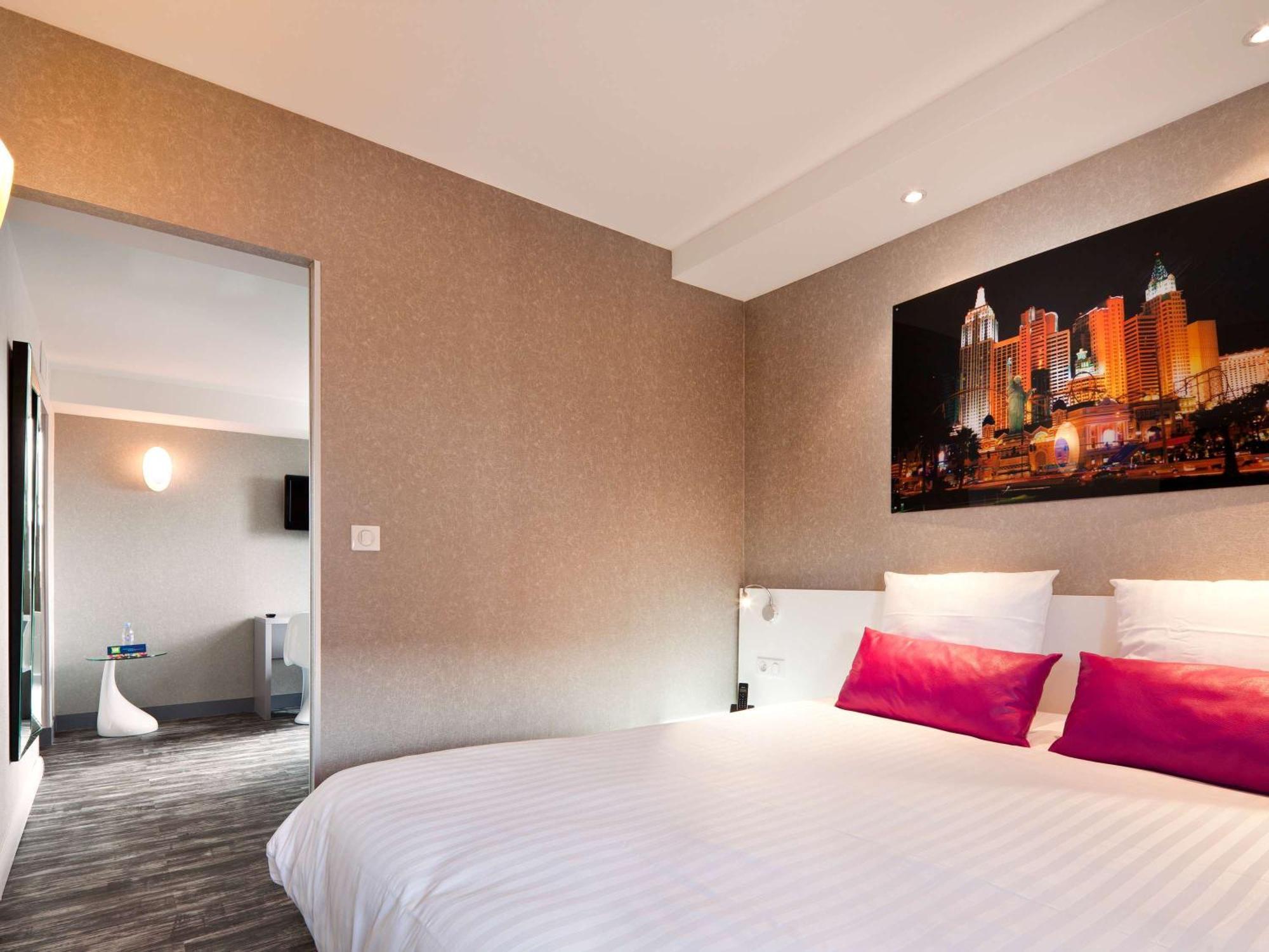 Hotel Ibis Styles Blois Centre Gare Exterior foto