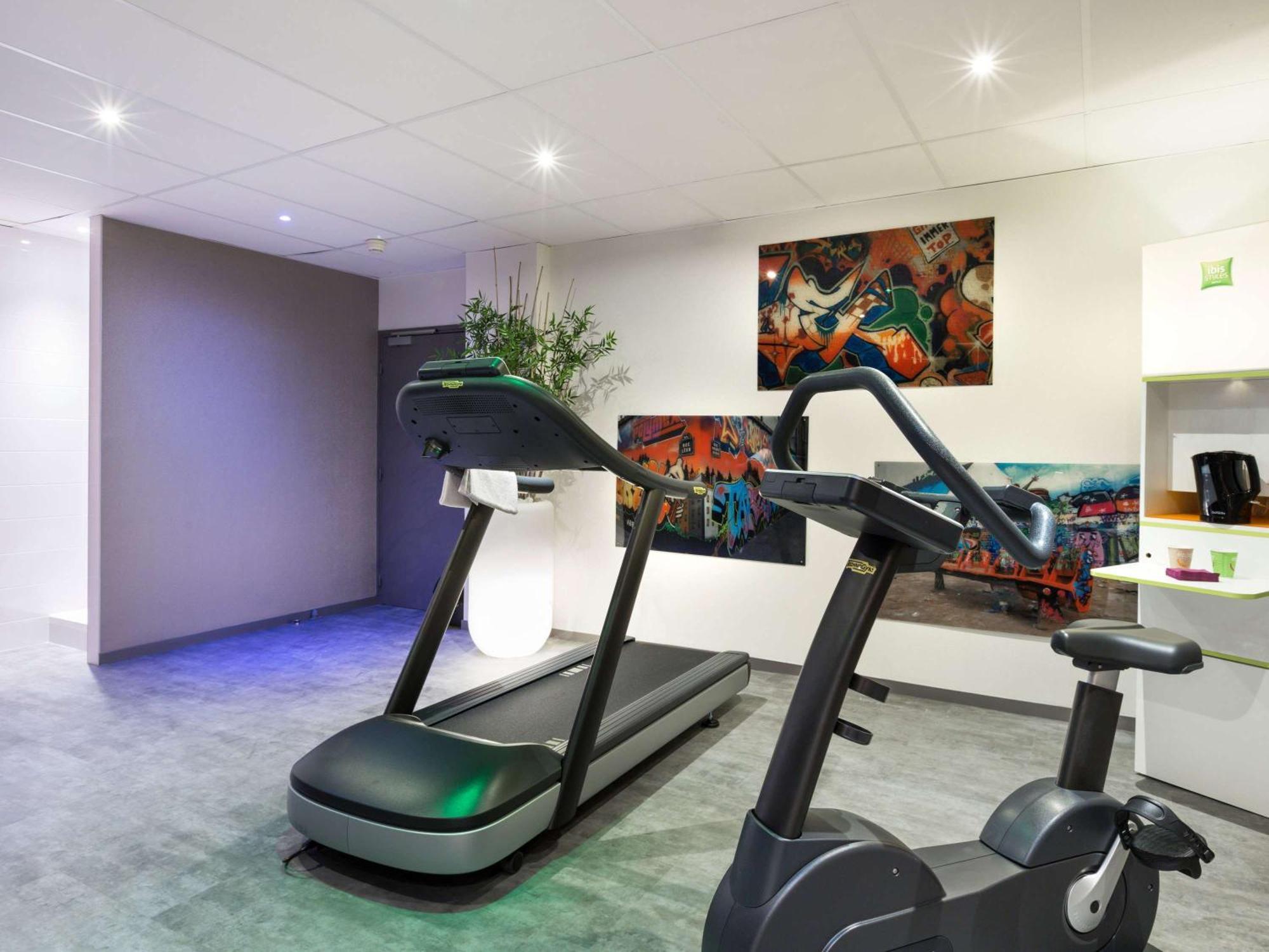 Hotel Ibis Styles Blois Centre Gare Exterior foto