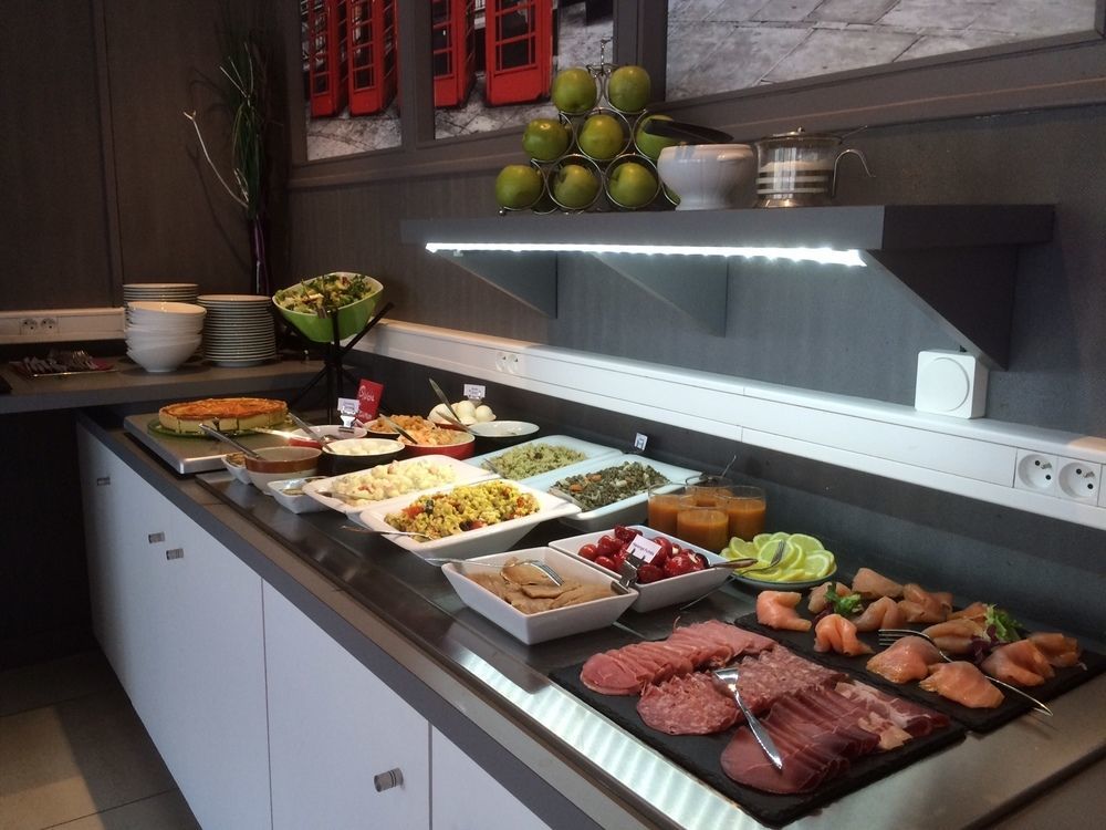 Hotel Ibis Styles Blois Centre Gare Exterior foto